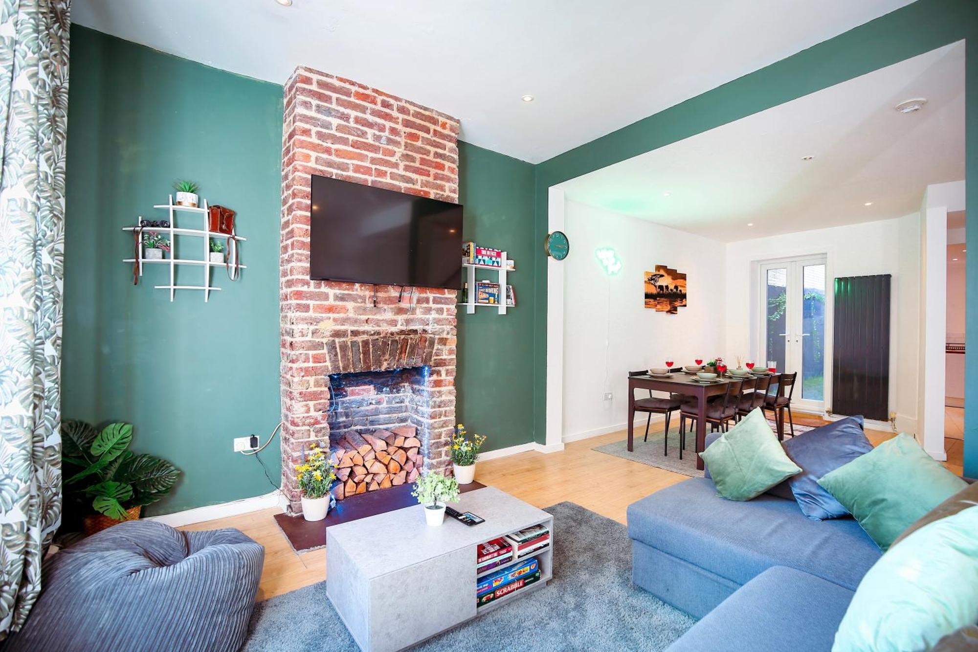 Three Bedroom House By Peacegrove Homes Short Lets & Serviced Accommodation Brighton With Free Wifi & Pet Friendly エクステリア 写真