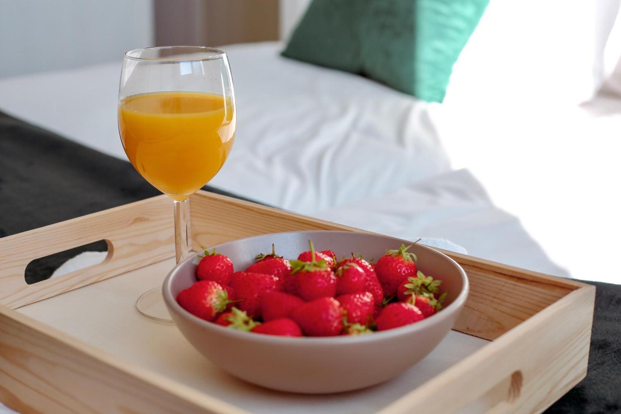 Three Bedroom House By Peacegrove Homes Short Lets & Serviced Accommodation Brighton With Free Wifi & Pet Friendly エクステリア 写真